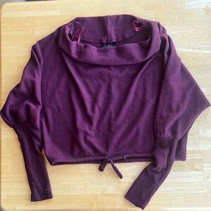 NWOT Urban Outfitters Knit Thermal Long Sleeve Size Small in Maroon